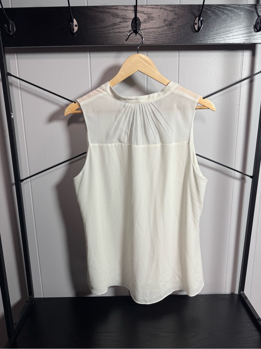 White House Black Market Ivory Pleated Yoke Sleeveless Camisole
